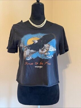 Vintage Wrangler! 🦅 Black Eagle Graphic Tee with Blue and Yellow Artwork